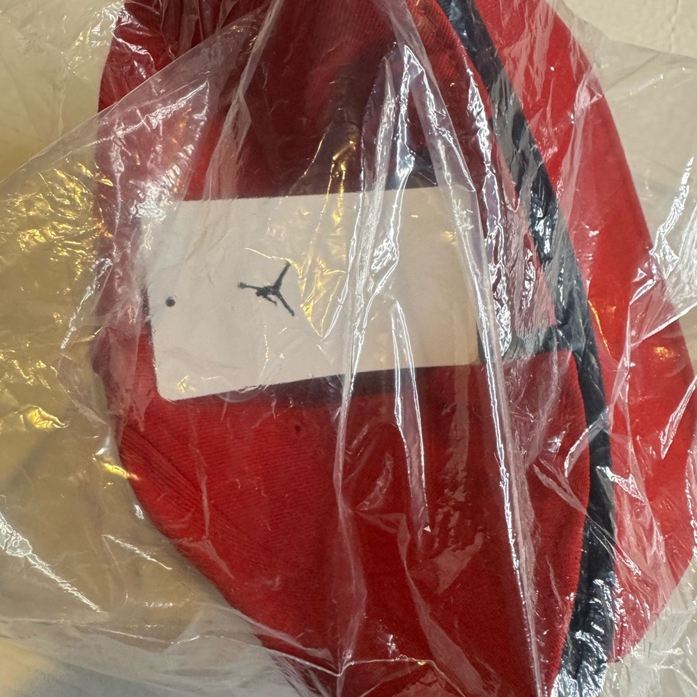 Jordan Kids/Adult Red Pro Cap - Picture 3 of 6